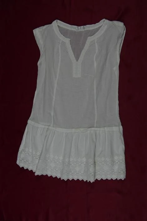 Robe avec dentelle 100% coton